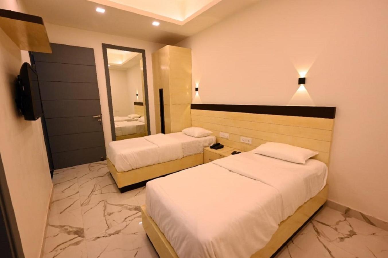 Hotel Prago By Green Deer Varanasi, Varanasi